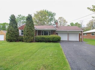 7854 Lee Run Rd, Poland, OH 44514