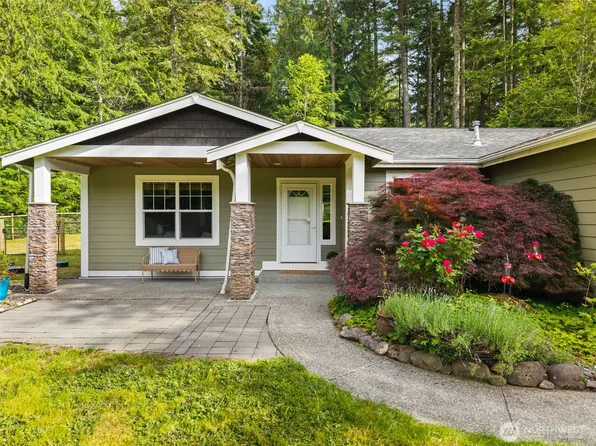 9818 138th Avenue NW, Gig Harbor, WA 98329