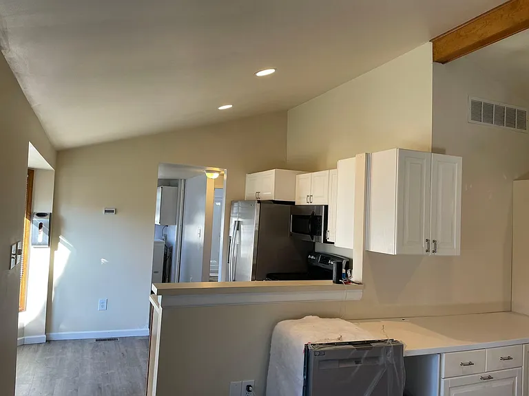 1811 Eastport Dr — Photo 7