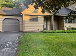 19 River Mead, Avon, CT 06001
