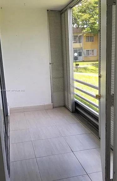 5170 SW 40th Ave #8E — Photo 18