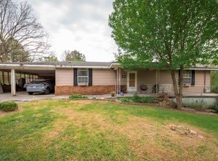 913 N Chattanooga St, La Fayette, GA 30728