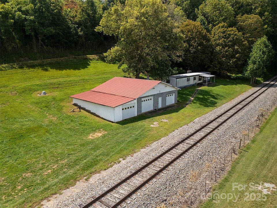 46th image of 50 Holland Ridge Dr