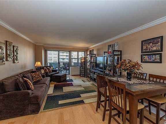 5th image of 1805 215th St APT 12B
