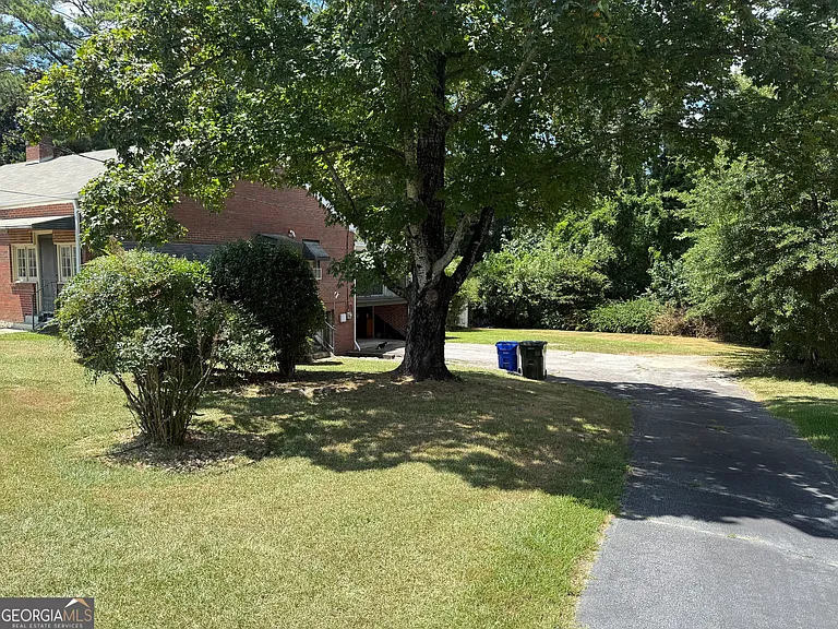 998 Highland Cir SE — Photo 3