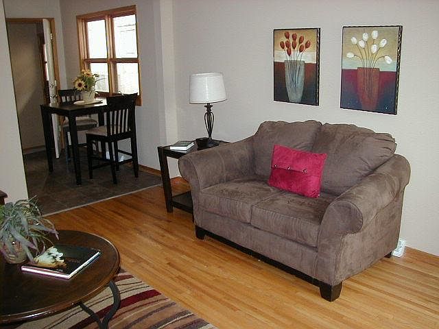 1st image of 3033 38th Ave S