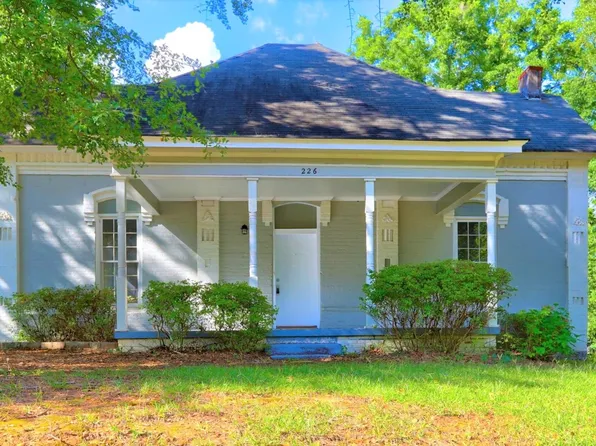 226 Austin Ave, Carrollton, GA 30117