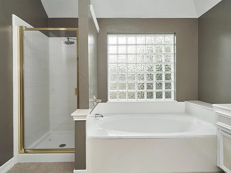 314 Shore Breeze Ln — Photo 30
