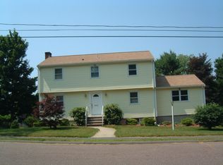 3 Marshall Rd, Beverly, MA 01915