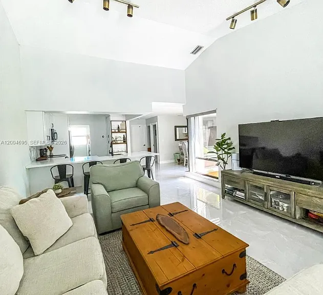 13360 SW 89th Ter #G — Photo 1