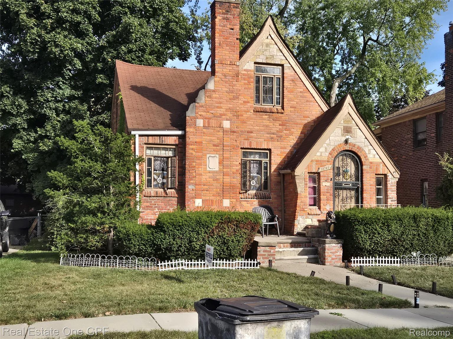 15762 Ferguson St, Detroit, MI 48227 | Zillow