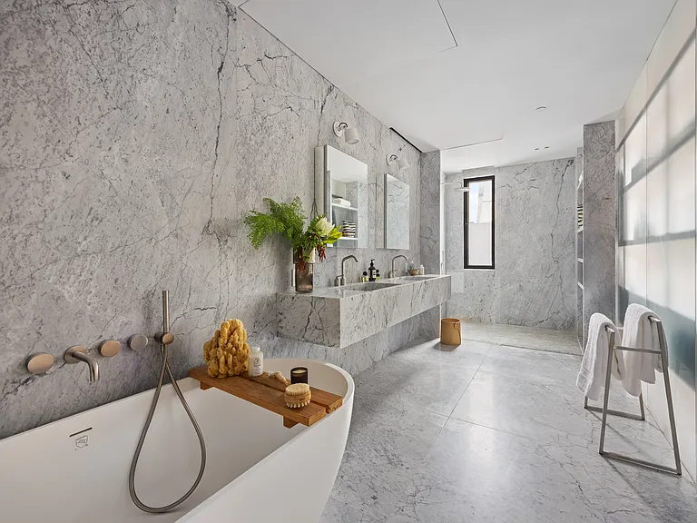 455 W 19th St #PHB — Photo 17