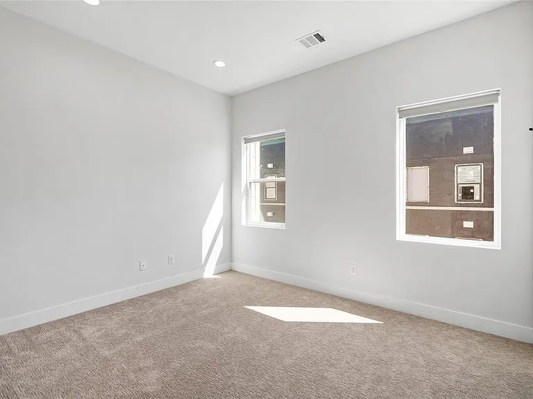 1817 Elite Dr — Photo 17