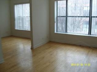 621 N Oakley Blvd #2, Chicago, IL 60612