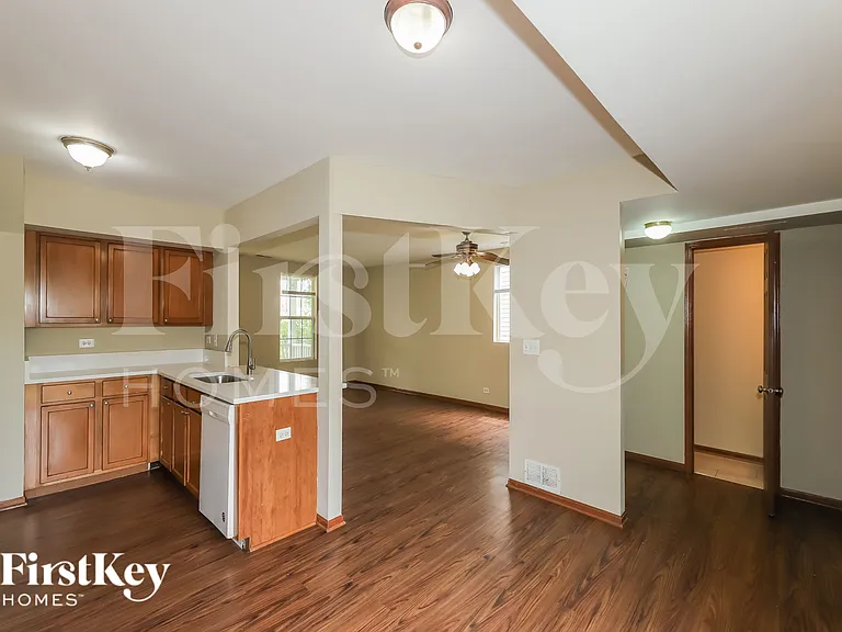 1662 Park Vista Ln — Photo 7