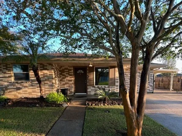 2600 Wilkerson Dr, Marrero, LA 70072