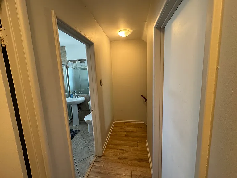 2 Vincent St #2 — Photo 20
