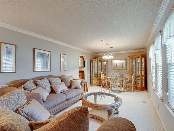 3rd image of 5542 Shady Branch Dr