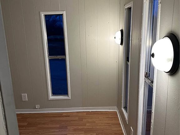 2nd image of 205 S 3rd St #5