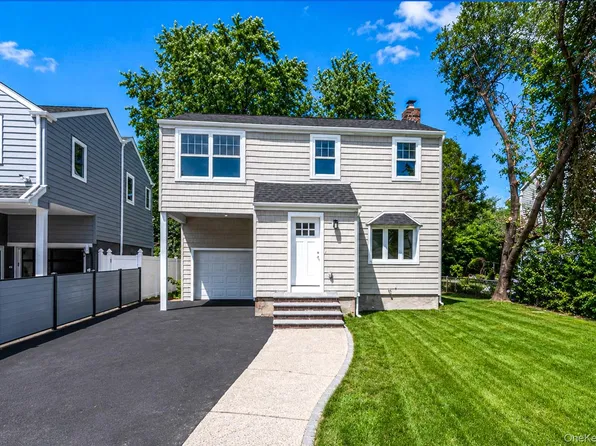 52 Norfeld Boulevard, Elmont, NY 11003