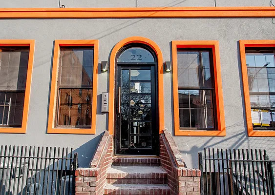 Rented by Nooklyn NYC LLC | media 32