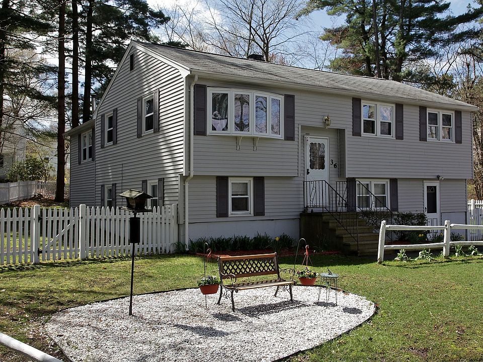 2100 square feet living  