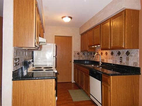 GALLEY KITCHEN
