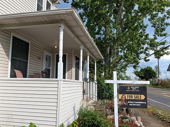 3rd image of 1108 S Grand Traverse St