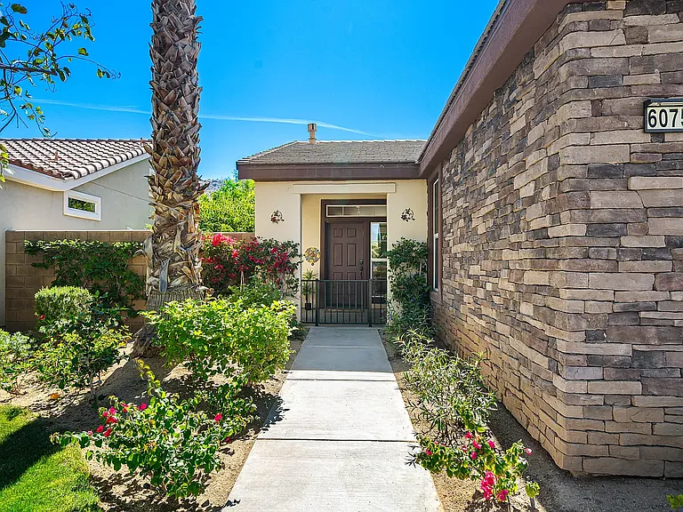 60755 Living Stone Dr — Photo 29