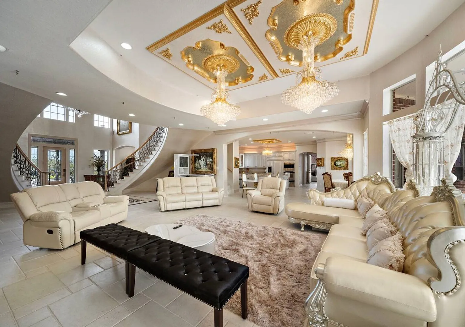 Private Mansion Retreat Basketball Court and More — Photo 4