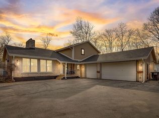 7240 W Wind Lake Rd, Wind Lake, WI 53185