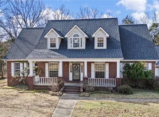 167 Gendreau Ln, Russellville, AR 72802