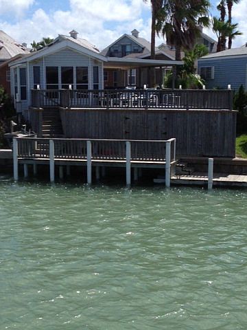 1st image of 785 E Oyster Dr