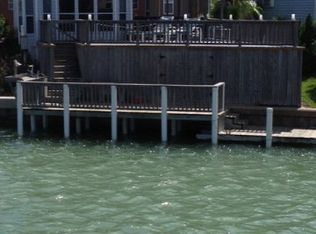 785 E Oyster Dr, Port Isabel, TX 78578