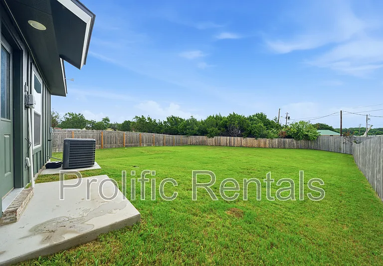 1247 Concord Dr #A — Photo 24