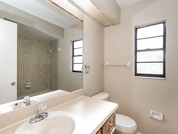 5th image of 1701 Dove Field Pl