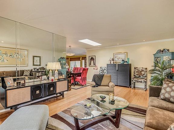 4th image of 10826 W Santa Fe Dr