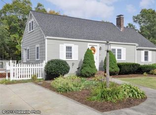 28 Meadowview Rd, Foxboro, MA 02035