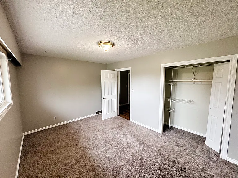 46533 Teton Ave — Photo 11