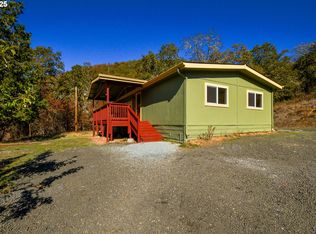 2193 Canyonville Riddle Rd, Riddle, OR 97469