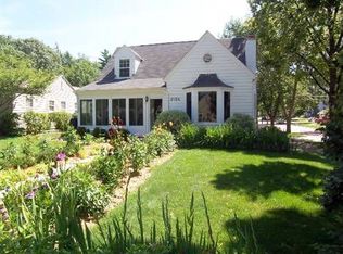 2124 S 1st Ave, Sioux Falls, SD 57105