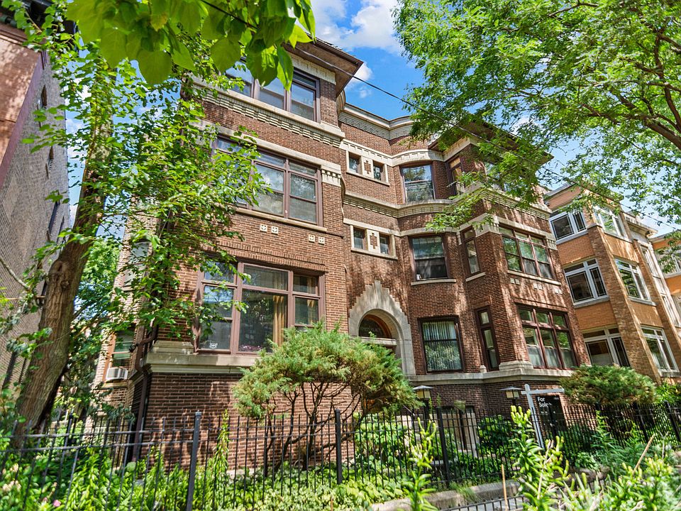 1st image of 932 W Carmen Ave APT 1E