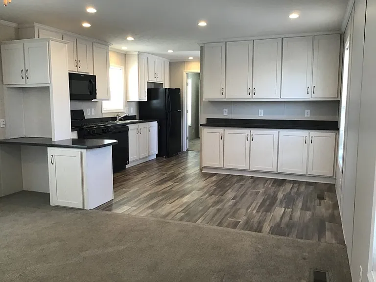 Woodside Terrace — Photo 11