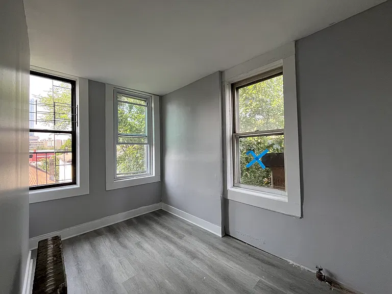 185 Beacon Ave #3R — Photo 4