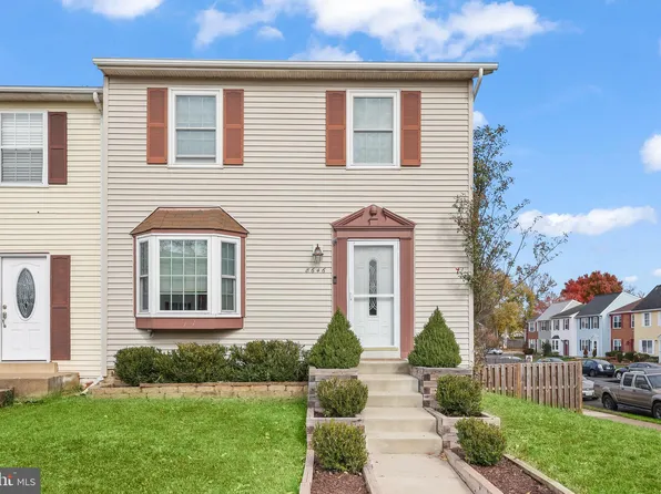 8646 Cartwright Ct, Manassas Park, VA 20111