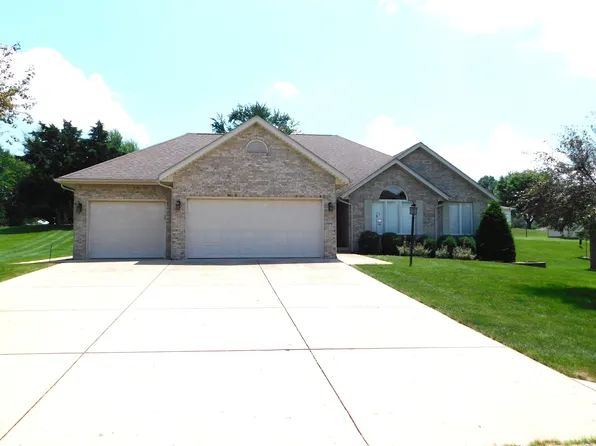 1033 E Tara Rd, Greensburg, IN 47240