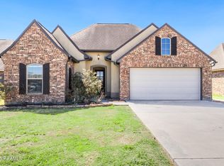 206 Clay Ridge Dr, Youngsville, LA 70592