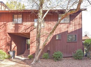 32 Fairway Ln, Peachtree City, GA 30269
