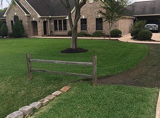 1208 Robinson Rd, La Porte, TX 77571