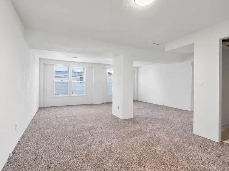 1122 Franklin St — Photo 31